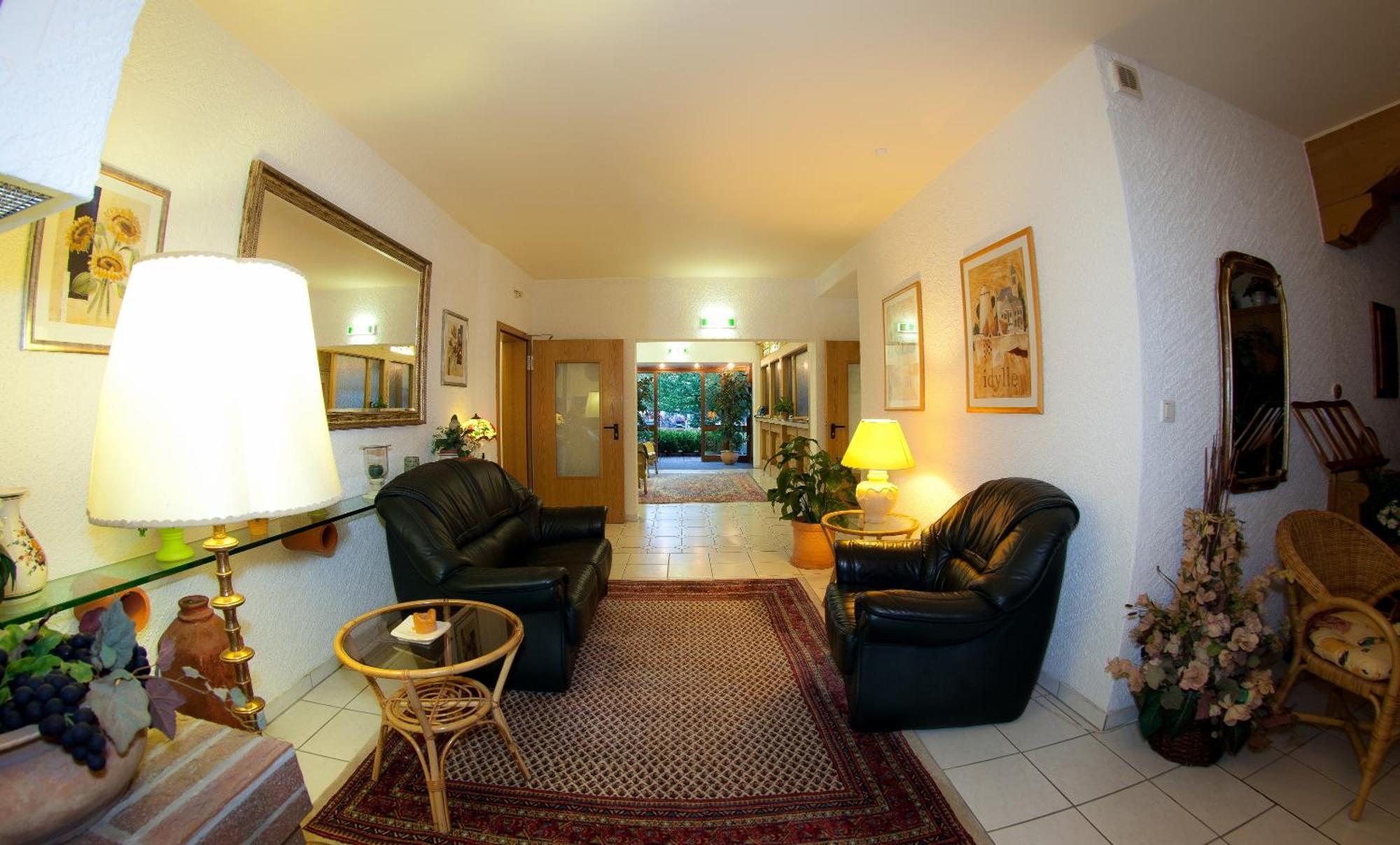 Hotel Stolberg Wiesbaden Exteriör bild